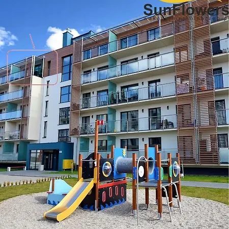 Appartement Sunflowers Apartament Leo Grey W Kolobrzegu *